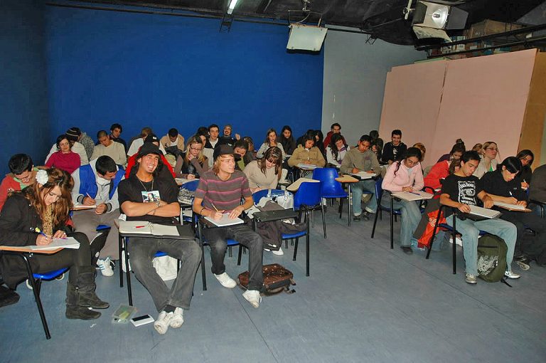 Aduanas y Comercio Exterior Presencial y a Distancia